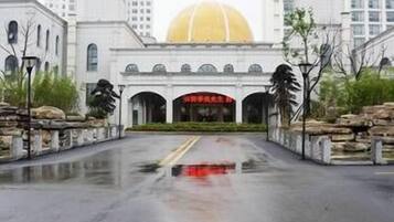 واجهة المنشأة