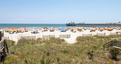 La Playa Beach Front Beauty!