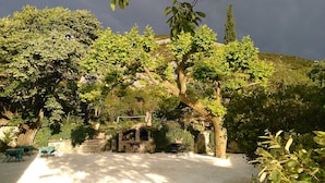 Area banquet outdoor