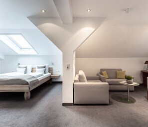 1 bedroom, hypo-allergenic bedding, minibar, in-room safe - Hotel zum Ochsen Schönwald (Schoenwald)