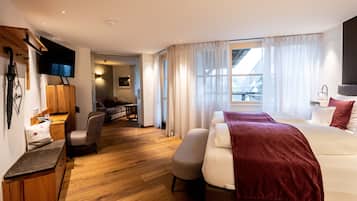 Double Room (F) | 1 bilik tidur, peralatan tempat tidur hipoalergenik, bar mini