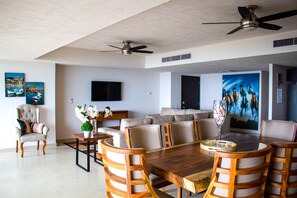 Dining - Luxury Condo W/ Gorgeous Views of the Pacific Ocean (Puerto Vallarta)