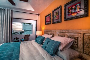 2 bedrooms, in-room safe, desk, iron/ironing board