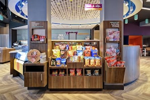 Snack bar