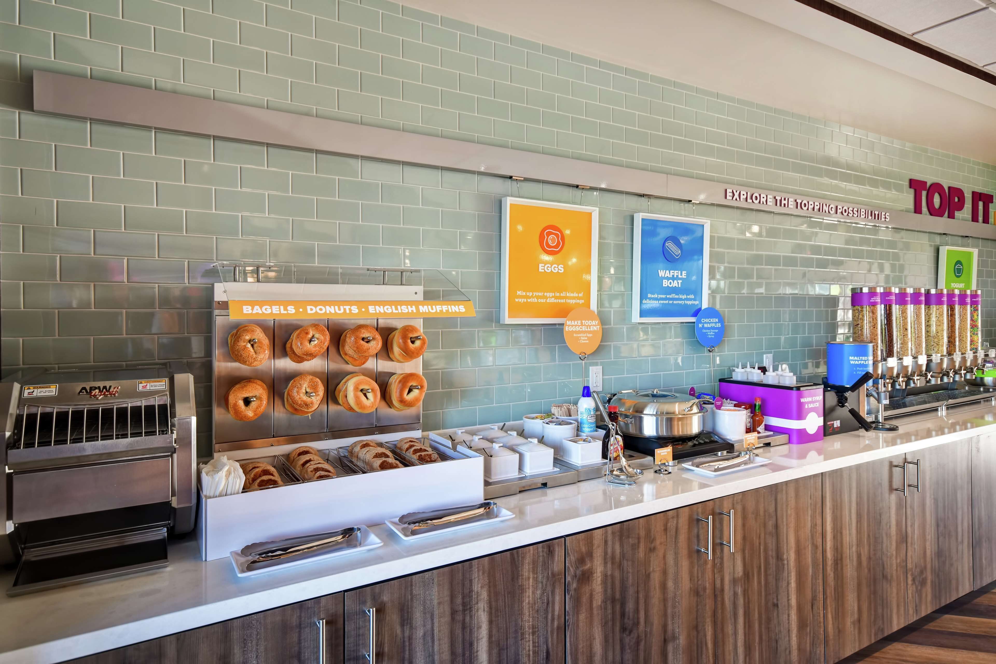 Photo - Tru By Hilton Louisville Airport