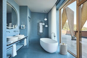 Bathroom - Alpina Dolomites (Trentino-Alto Adige)