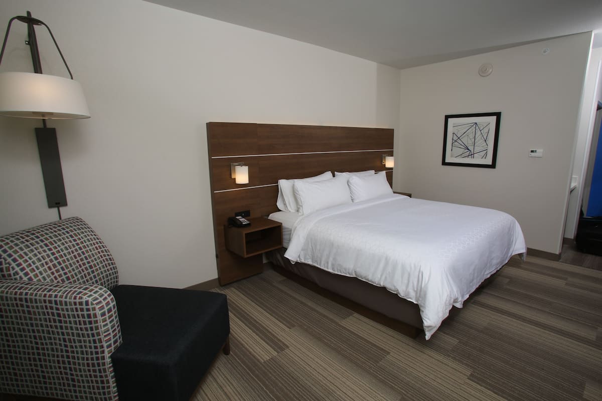In-room safe, desk, blackout curtains, soundproofing