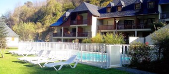 Superbe vue sur le lac | Apt 5p + Accès Piscine