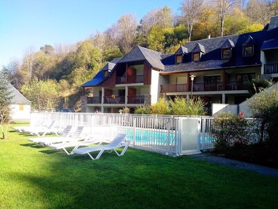 Superbe vue sur le lac | Apt 5p + Accès Piscine
