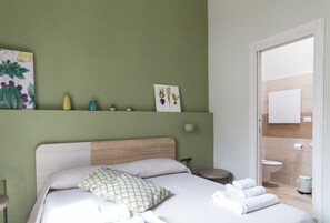 双人房, 1 ��张双人床, 露台 | 办公桌、熨斗/熨板、免费婴儿床、免费 WiFi