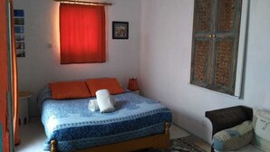 Unclassified image, 4 of 12, button - Riad Lalla Zina (Essaouira)