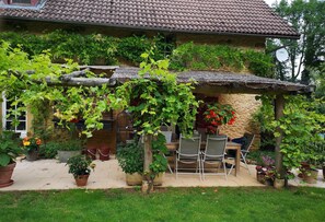 Seasonal outdoor pool, pool loungers
