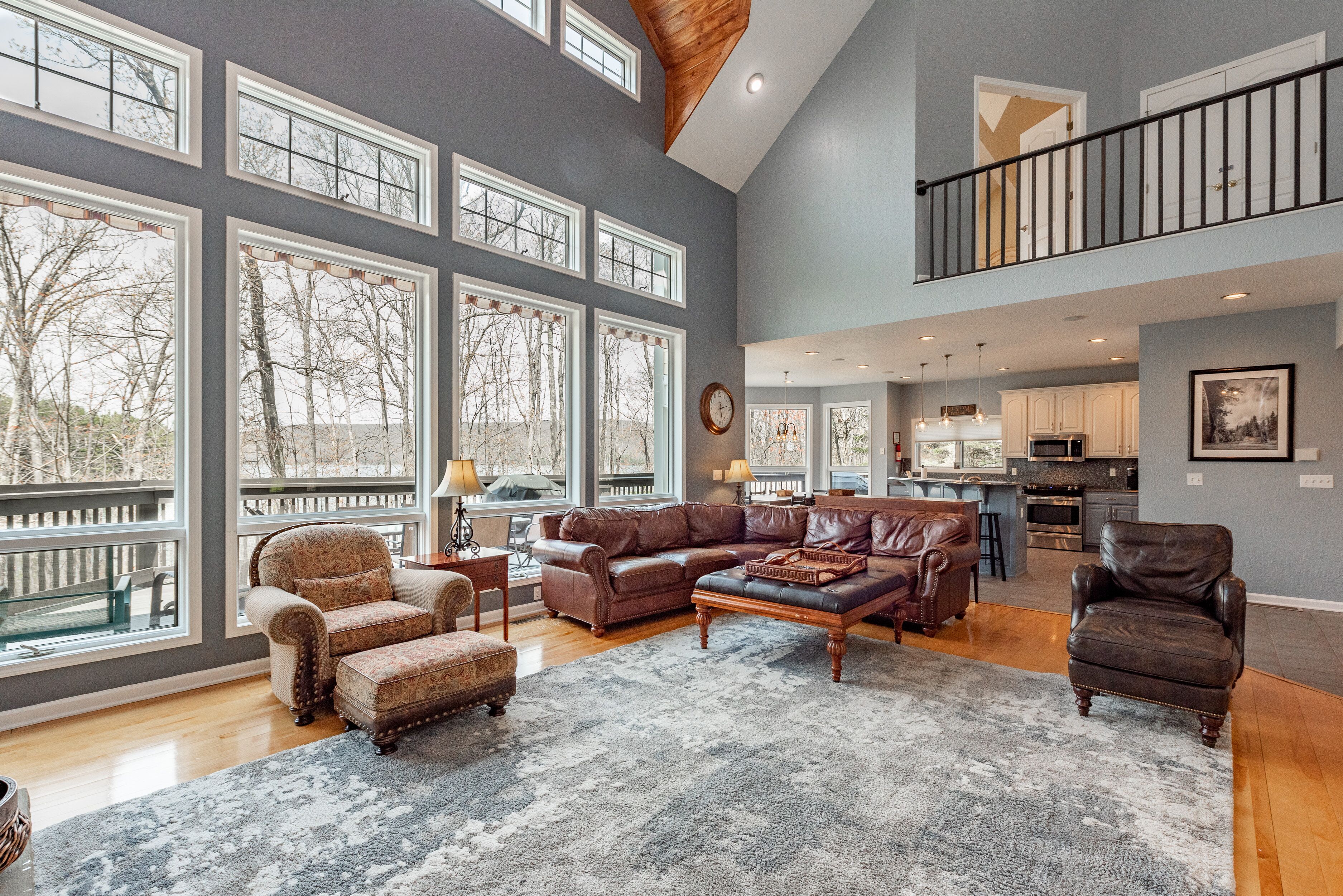 The Lake's The Limit: Lakefront, Dock Slip, 2 Fire Pits, Hot Tub!