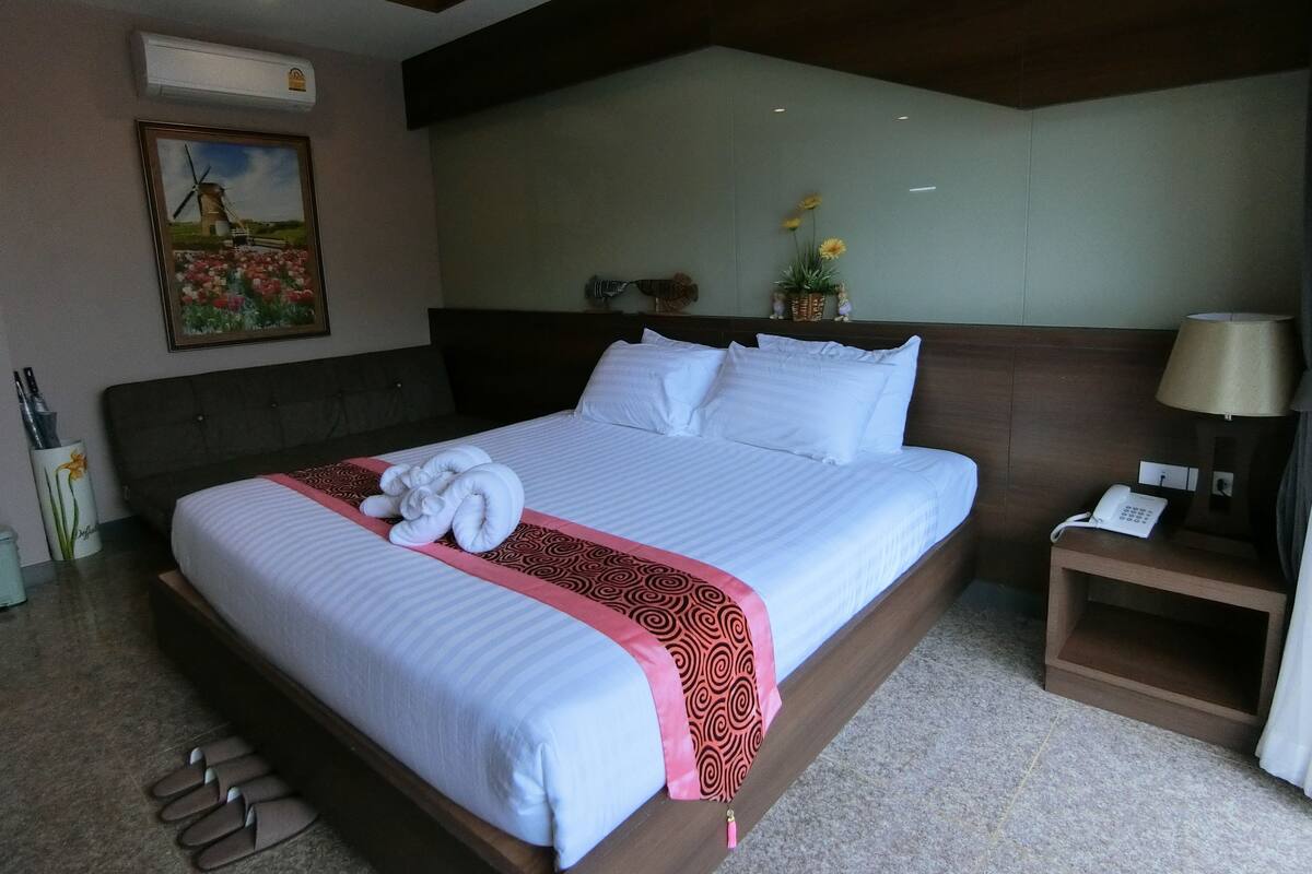 Superior Double Room with Pool Access