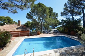 Pool - Holiday rental villa with swimming pool in Begur, Sa Tuna (Begur)
