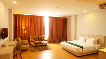 Deluxe Double or Twin Room, Non Smoking (Grand) | In-room safe, desk, free WiFi