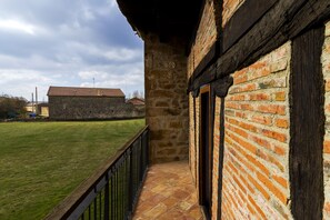 House, 1 Bedroom | Terrace/patio