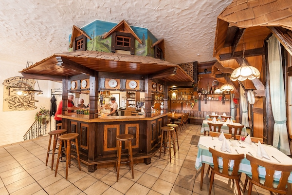 Bar (di hartanah)