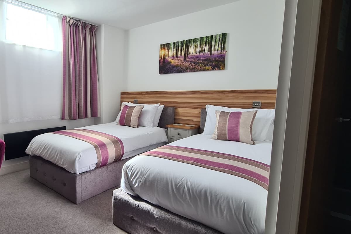 Standard Twin Room, Ensuite
