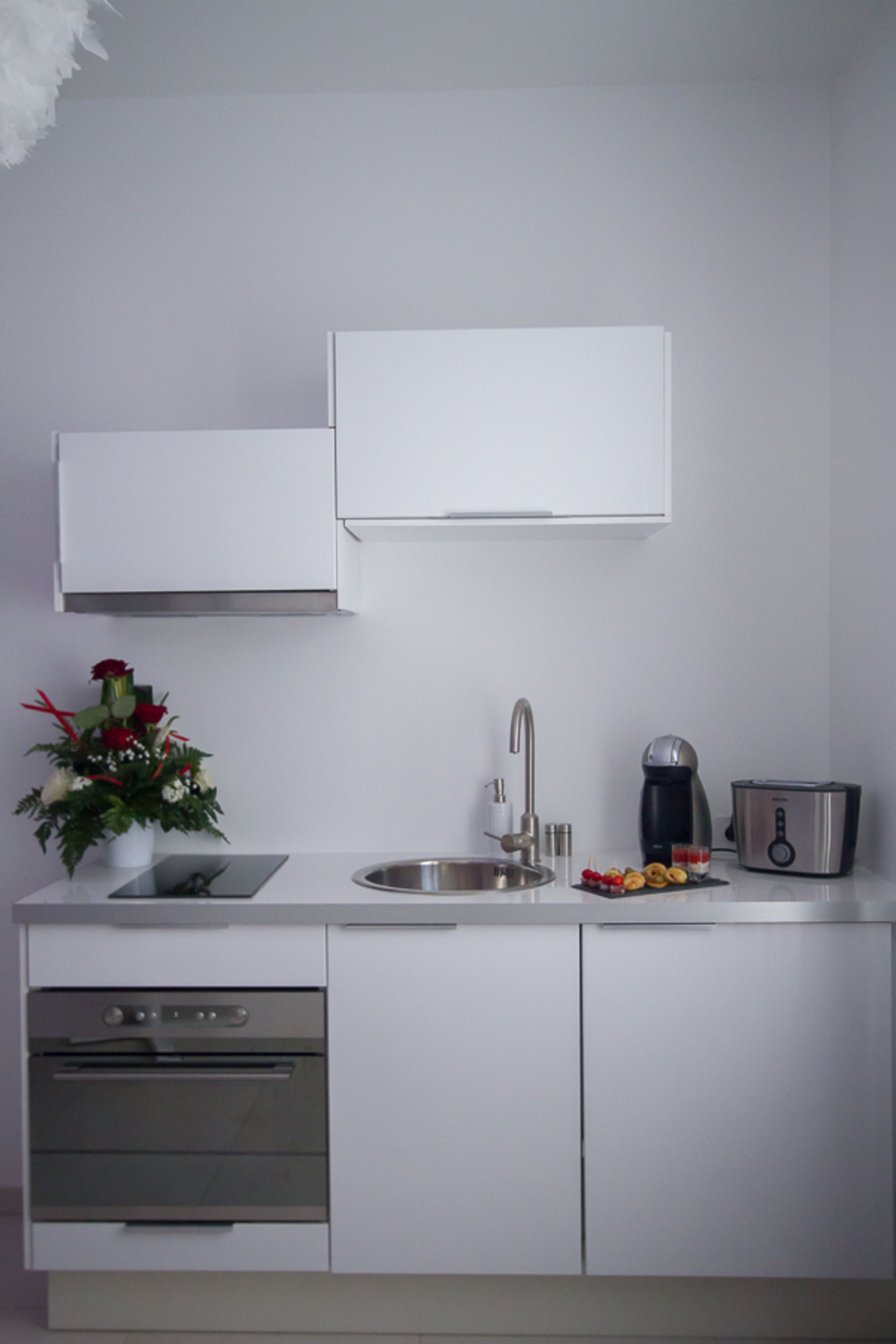 Romantic Double Room (Paradis Blanc) | Private kitchen | Fridge, microwave, oven, stovetop