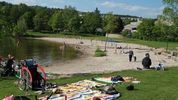 Beach nearby, sun loungers