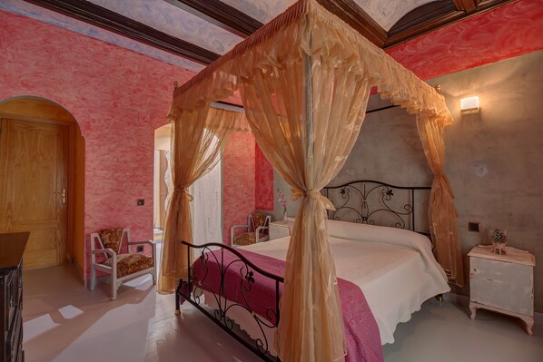 Ferienhaus, 4 Schlafzimmer | Individuell dekoriert, individuell eingerichtet, kostenlose Babybetten