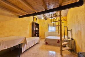 Ferienhaus, 4 Schlafzimmer | Individuell dekoriert, individuell eingerichtet, kostenlose Babybetten