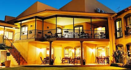 Benvenuto Hotel and Conference Centre