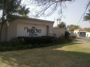 Exterior - Benvenuto Hotel and Conference Centre (Randburg)