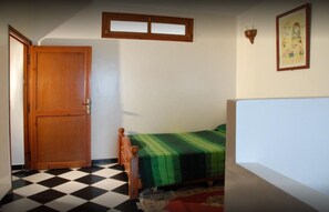 In-room safe, free WiFi, bed sheets
