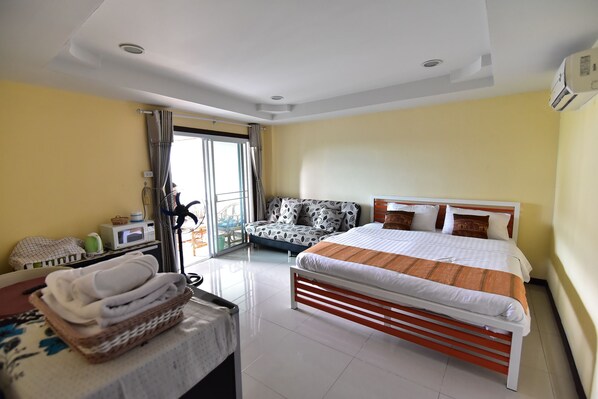 Superior Double Room | In-room safe, blackout drapes, rollaway beds, free WiFi