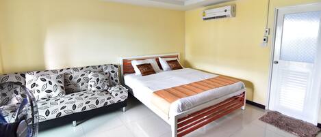 Superior Double Room | In-room safe, blackout drapes, rollaway beds, free WiFi