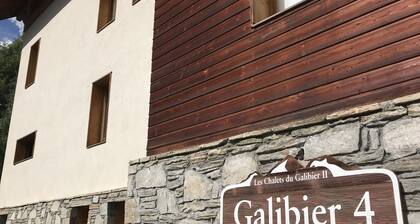 Komfortable "5 Personen" in der Nähe der Piste und Skischule. Kostenlose Tiefgarage