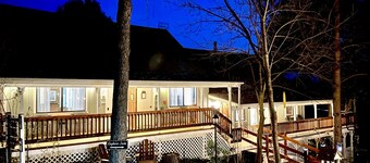 Rose Suite - Sierra Mountain Lodge