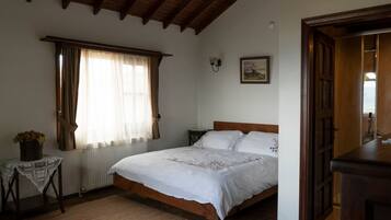Quarto standard | Individualmente decorados, ferros/tábuas de passar roupa