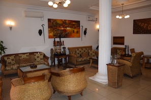 Sala de estar en el lobby