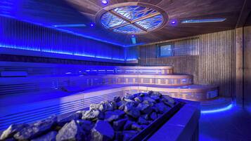 Espace de soins pour les couples, sauna, bain Ă remous, hammam, hammam