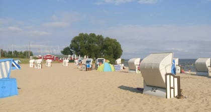 Heinrich, Lothar Holiday home with WLAN near the water - Holiday home