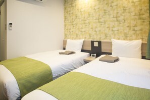 Desk, soundproofing, iron/ironing board, free WiFi - Kuretake Inn Nankai Sakaiekimae (Sakai)