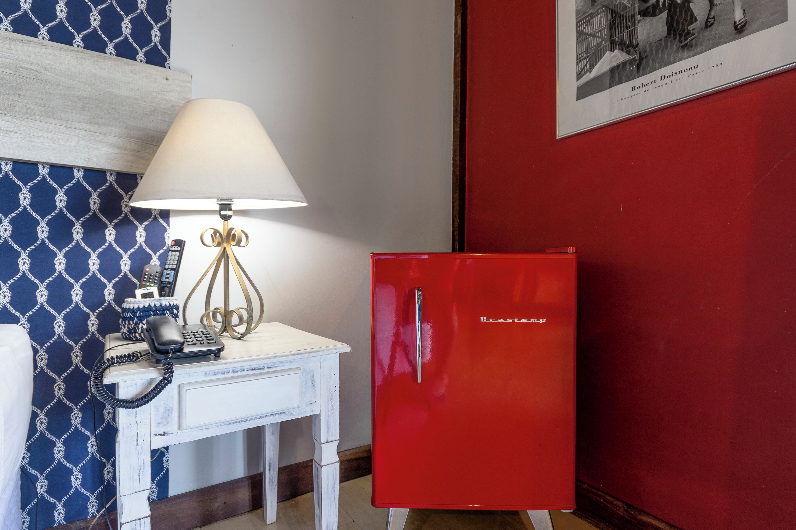 triple room, balcony, ocean view | minibar