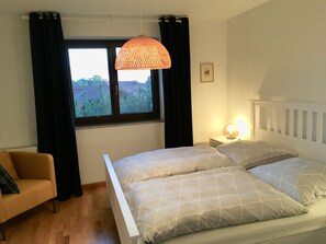 2 chambres, accĂšs Internet, draps fournis