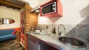 Apartment, 2 Bedrooms, Non Smoking | Private kitchenette - Fiesolana 2 - In the Heart of Sant'ambrogio (Florence)