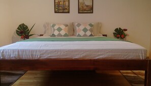 1 soverom, strykejern/-brett, internettilgang og sengetøy