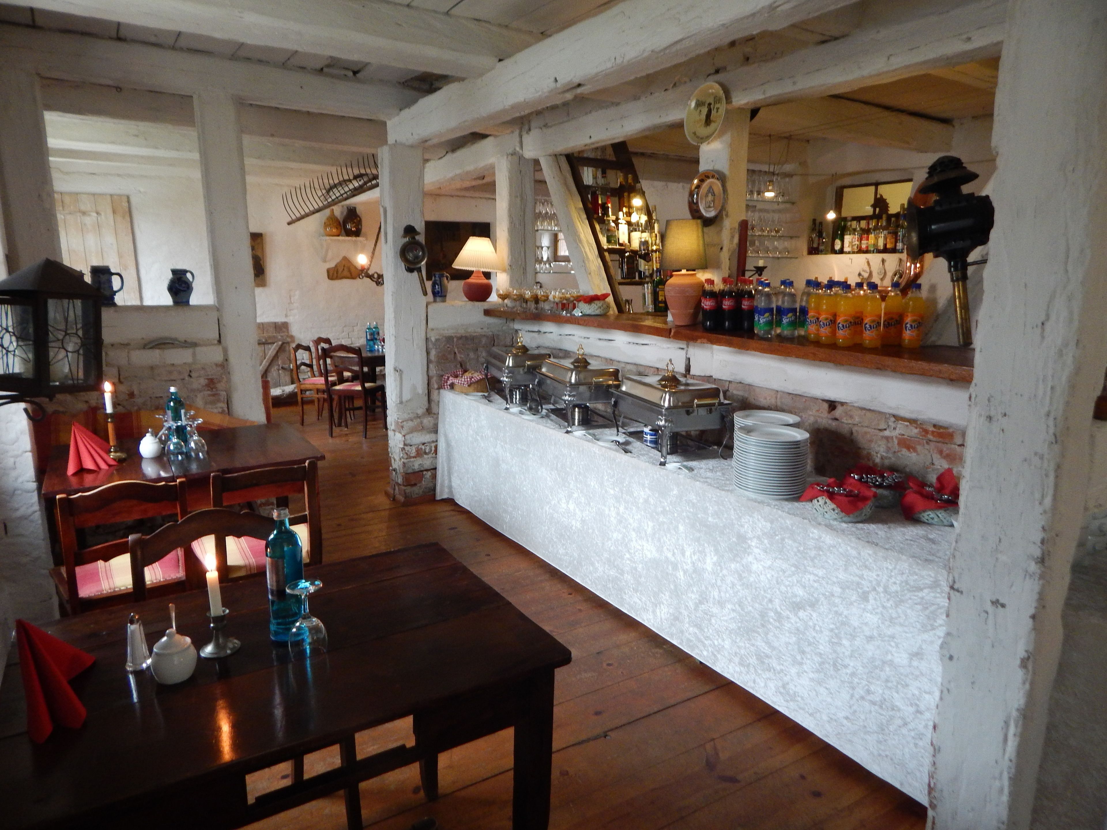 lunch and dinner served, german cuisine