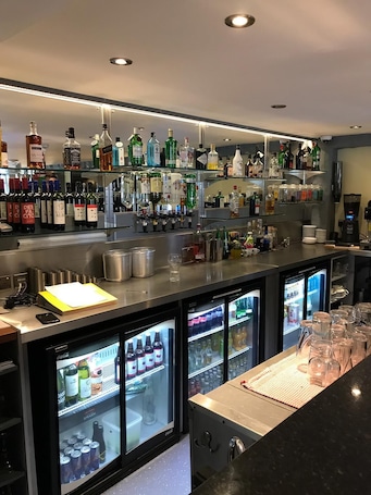 Bar (en la propiedad)