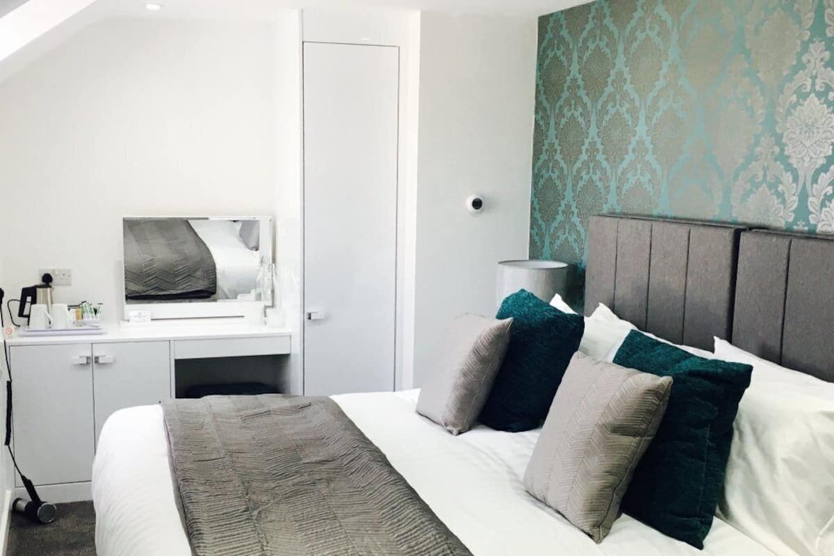 Tweepersoonskamer, voor 1 persoon | 1 slaapkamer, luxe beddengoed, gratis wifi, beddengoed
