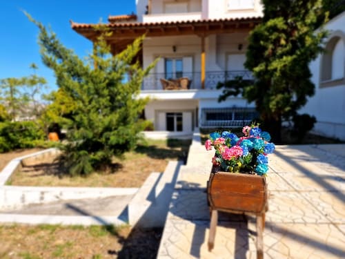 The Mirador Boutique Villa with Scenic Sea View