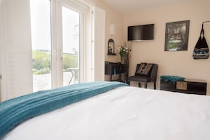 Luxury Double Room, 1 Queen Bed, Accessible, Garden View (Leigh) | View from room