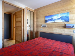 5 bedrooms, free WiFi