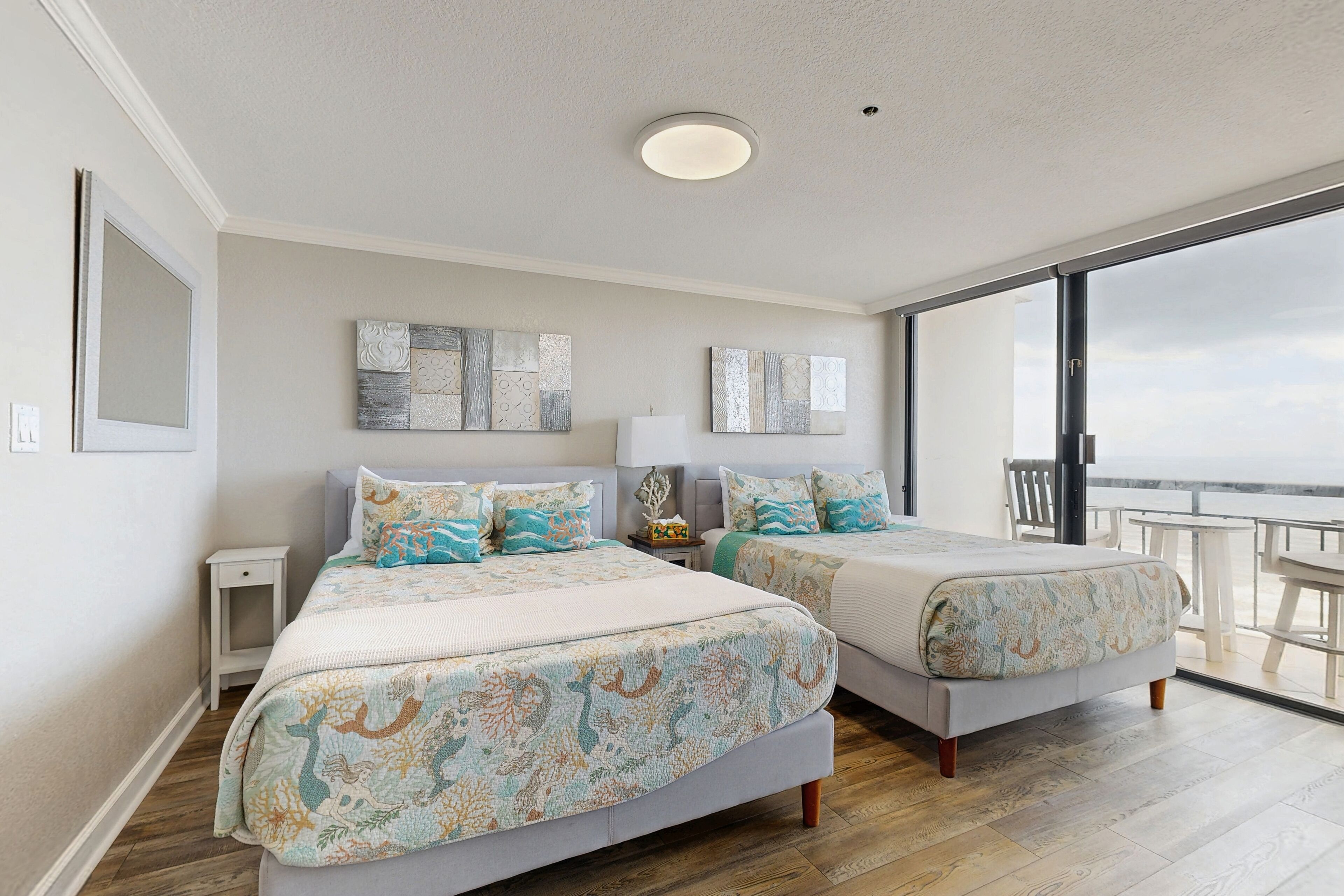 Accès Internet, draps fournis